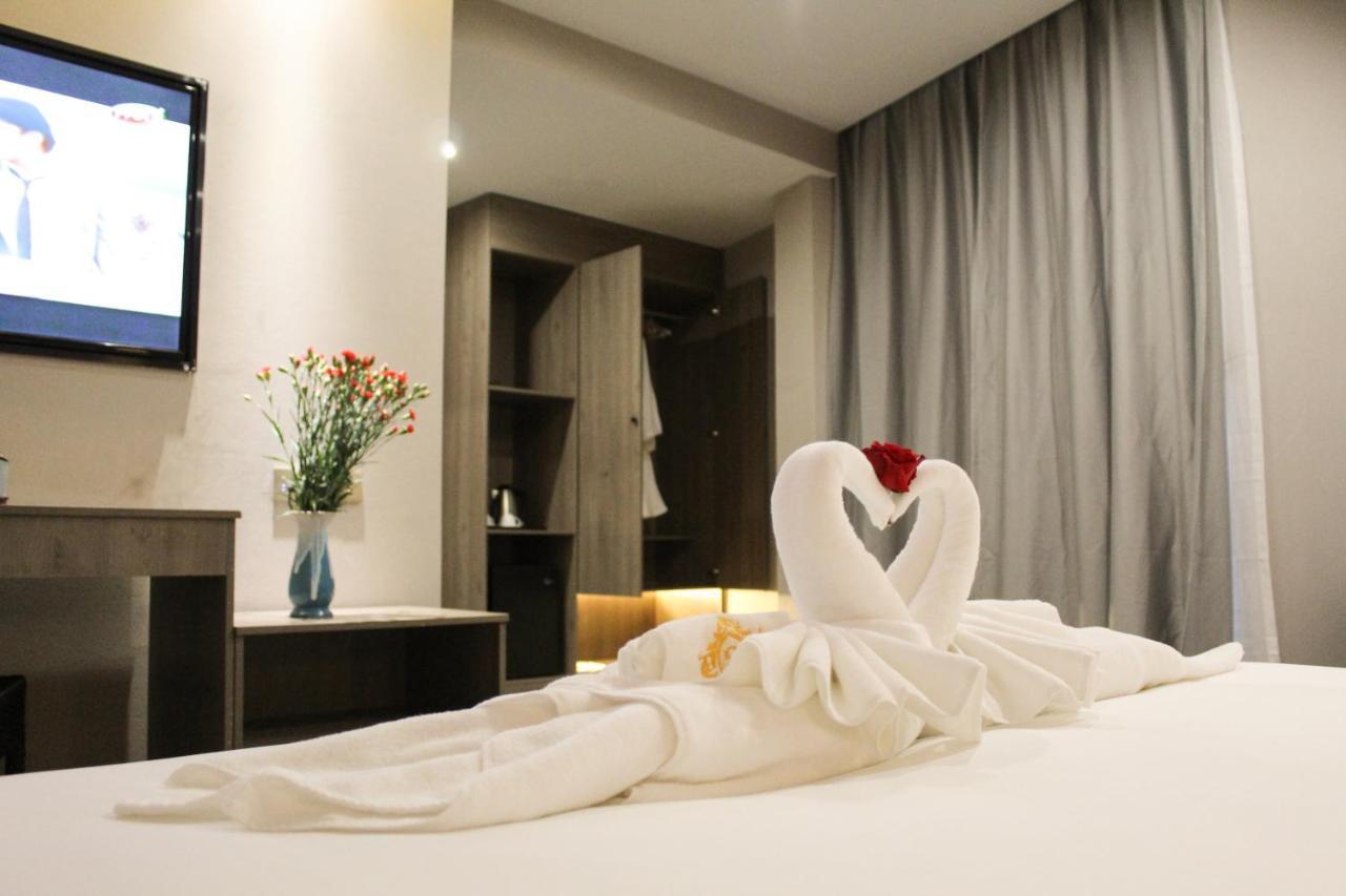 Jing Du Hotel Phnom Penh Exterior photo